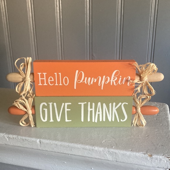 NWT- Set of 2- Hello Pumpkin & Give Thanks Wooden Rolling Pin Decorations w/ Bow - Picture 3 of 15
